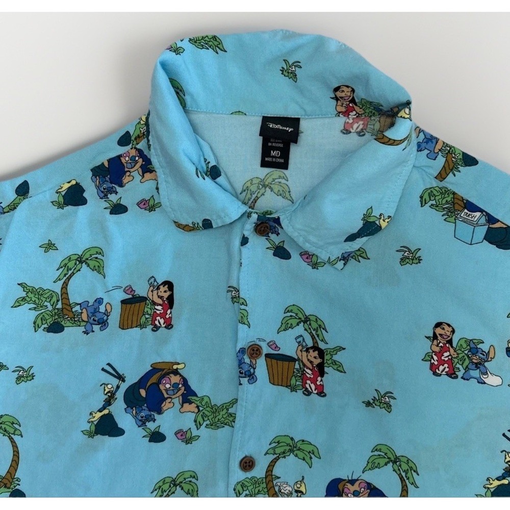 Mens Boxlunch‎ Disney Lilo & Stitch Scenic Beach Day Woven Button-Up Sz Med